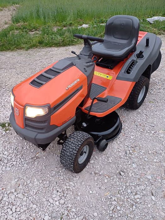 Traktorek husqvarna cth 173