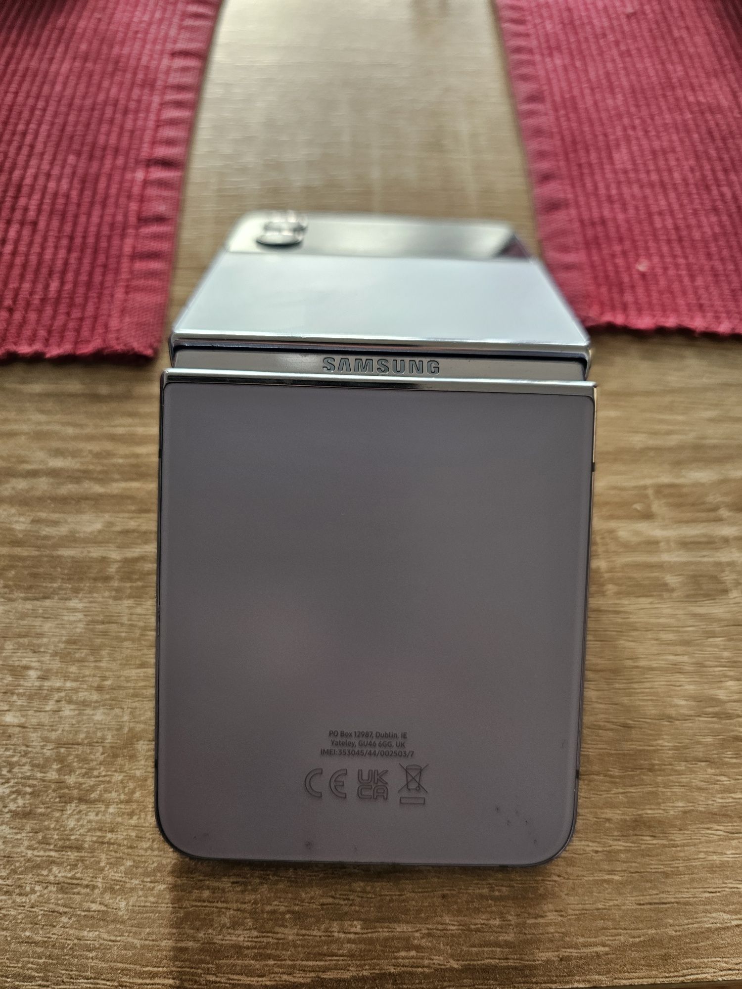 Samsung galaxy z flip 4
