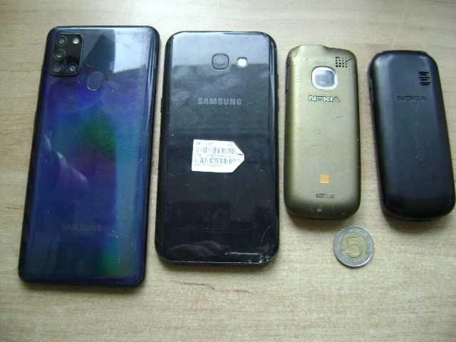 Starocie z PRL - Telefon = Zestaw 12 telefonów na części TANIO