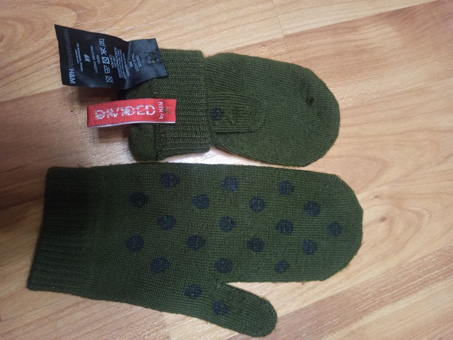 Рукавички перчатки