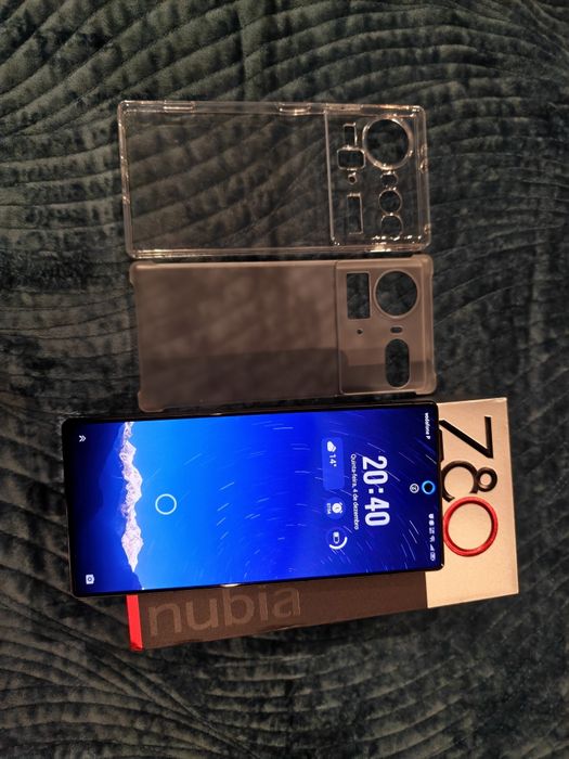 Smartphone Nubia Z80 Ultra 16/512 como novo