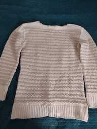 Sweterek biało kremowy