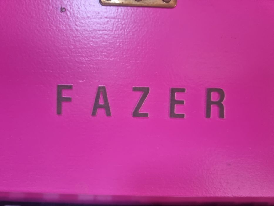 Różowe pianino Fazer nastrojone transport gwarancja