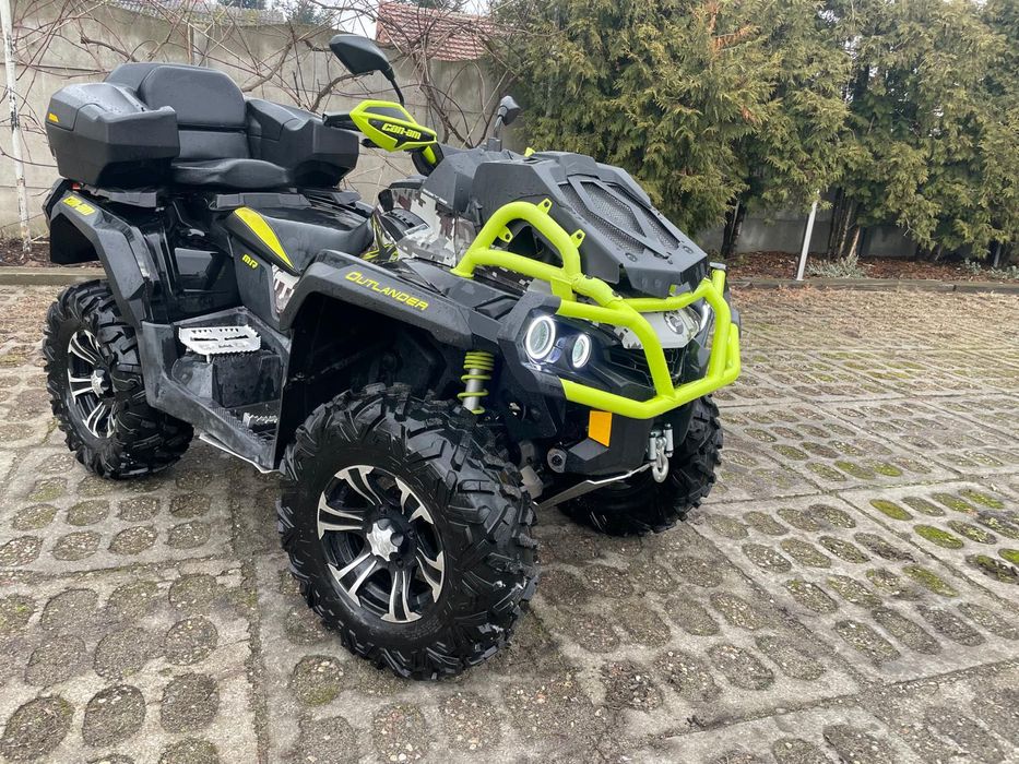 Can-Am Outlander 1000  niski przebieg