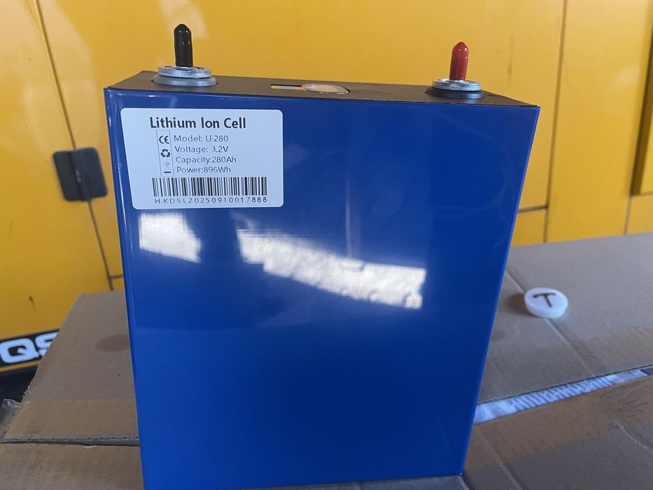 Акумулятори LiFePO4 280 ah 3,2 v 314 ah EVE комірки акуми ячейки ює