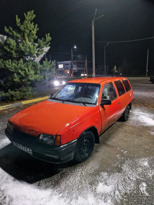 Opel kadet СРОЧНО стуконул мотор