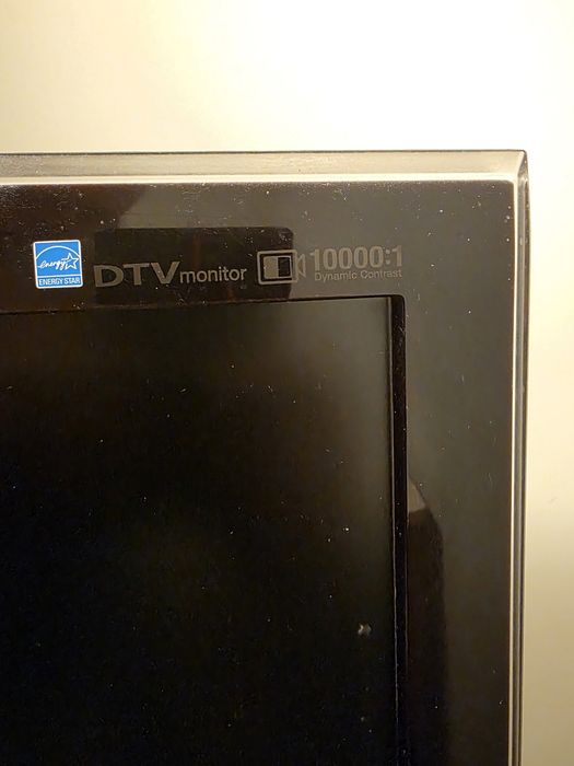Монітор із функцією TV Samsung Syncmaster Т260HD телевізор