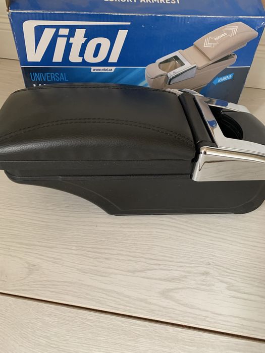 Автомобильный подлокотник VITOL