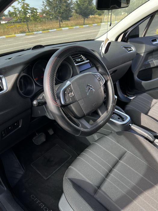 Citroën C4 II (B7) • 2012 рік • 1.6 VTi (EP6C) • Автомат