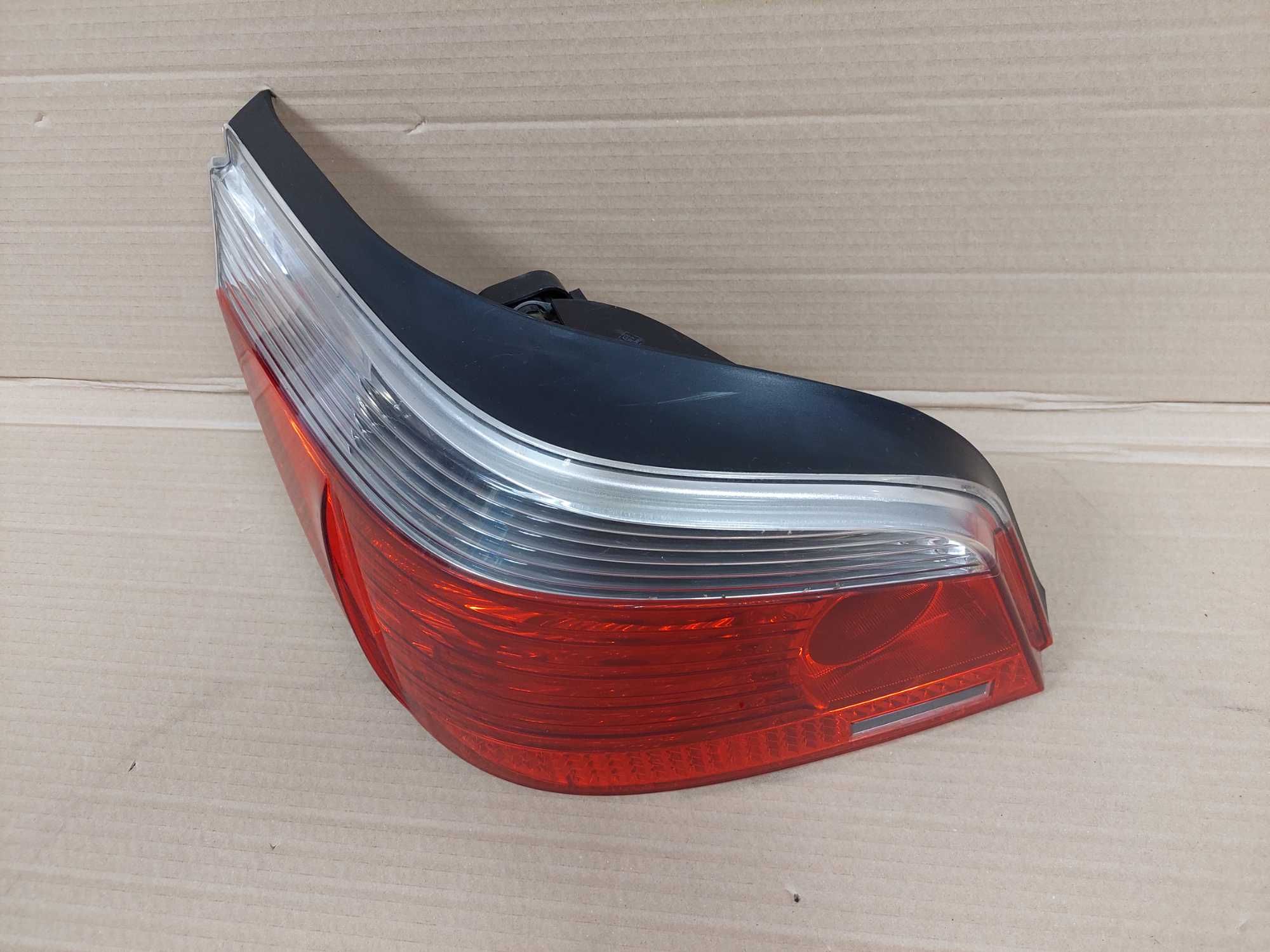 BMW 5 E60 LCI SEDAN lampa tył tylna lewa BDB KPL