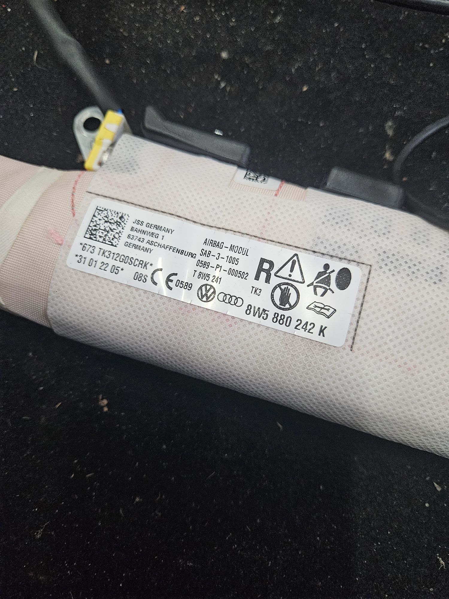 Poduszka Airbag fotela prawa Audi A4 B9 lift oryginalna