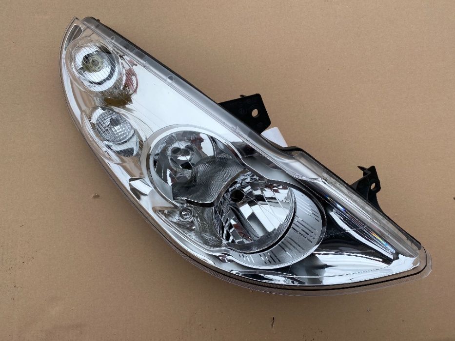 RENAULT III MASTER 2010 - Lampa przednia lewa FAKTURA VAT