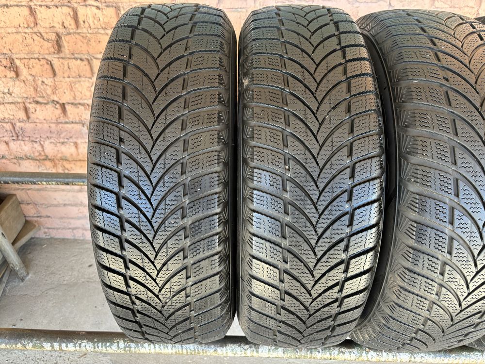 Комплект Всесезоних Шин 225/70R16 Maxxis