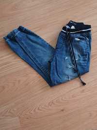 Calças jeans elásticas