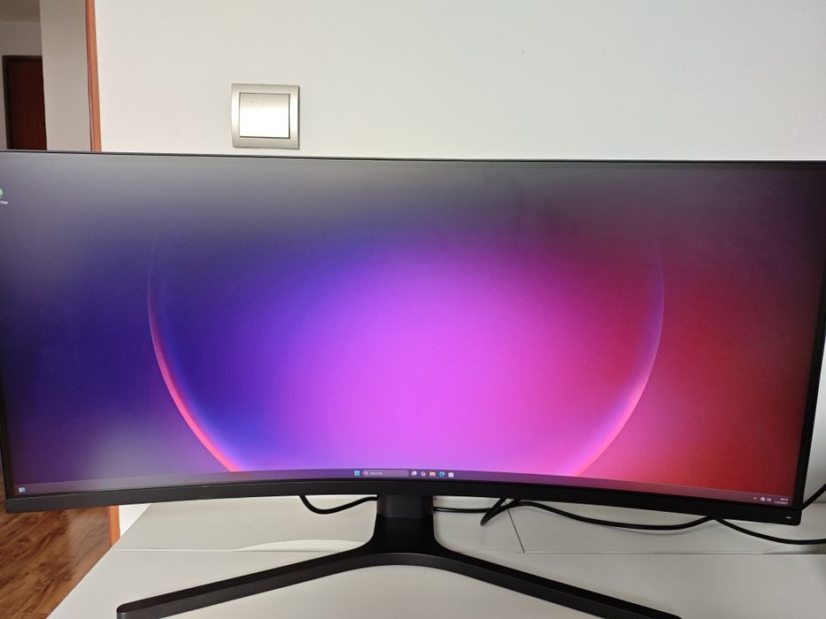 Monitor 21:9 Xiaomi mi curved 34 cale 144hz 3440x1440