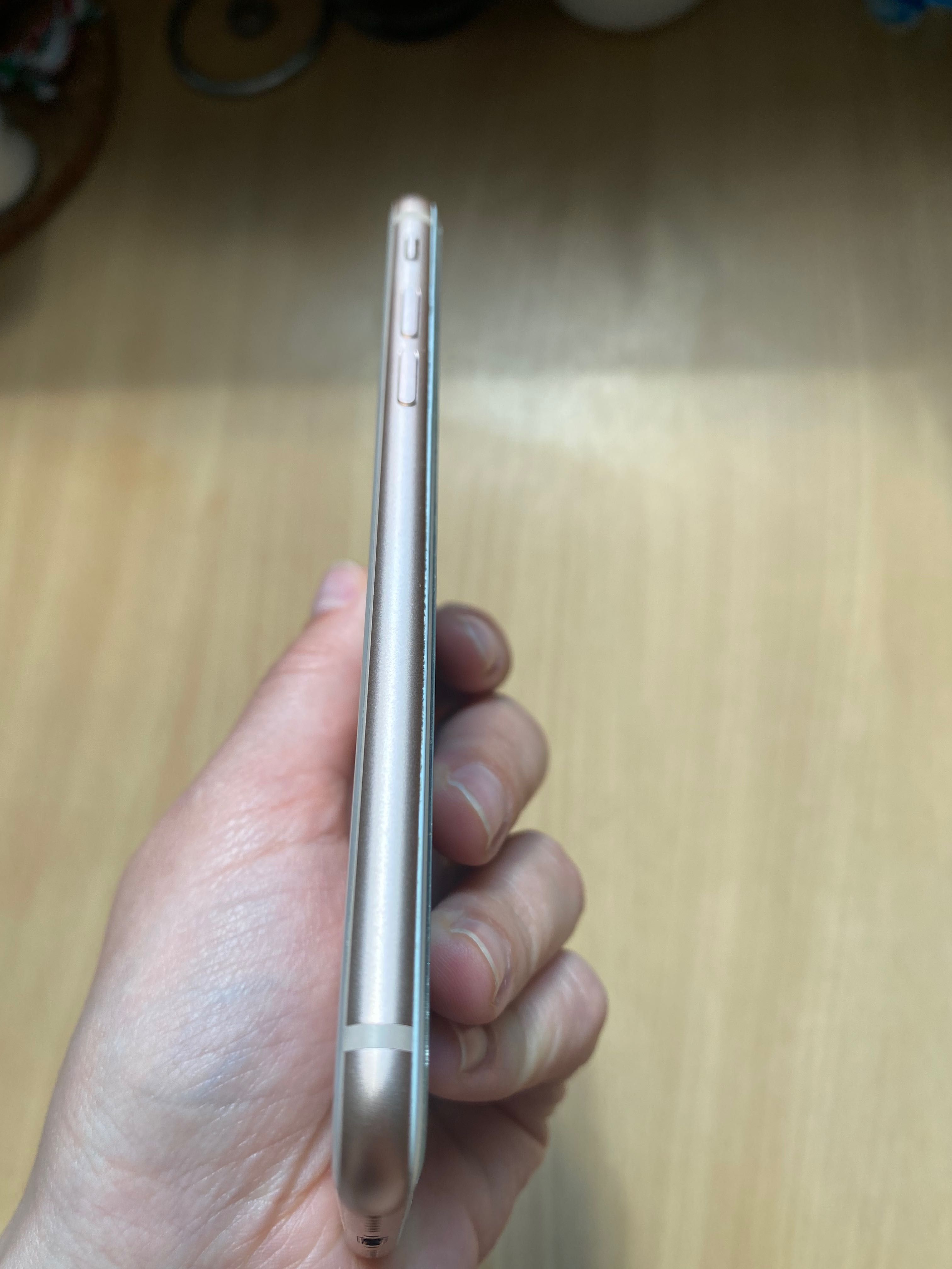 iPhone 8 64GB w idealnym stanie