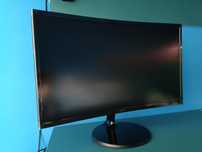Monitor Samsung 24cale wykrzywiony