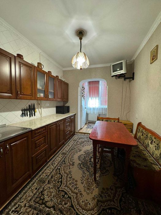 Продаж 3 кімнатної квартири в районі Північного