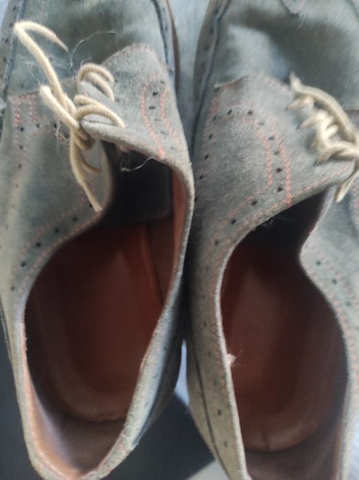 Vendo sapatos de camurça