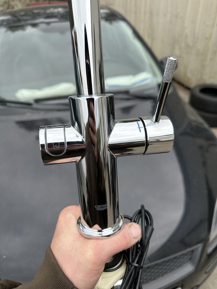 Смеситель Grohe для кухни