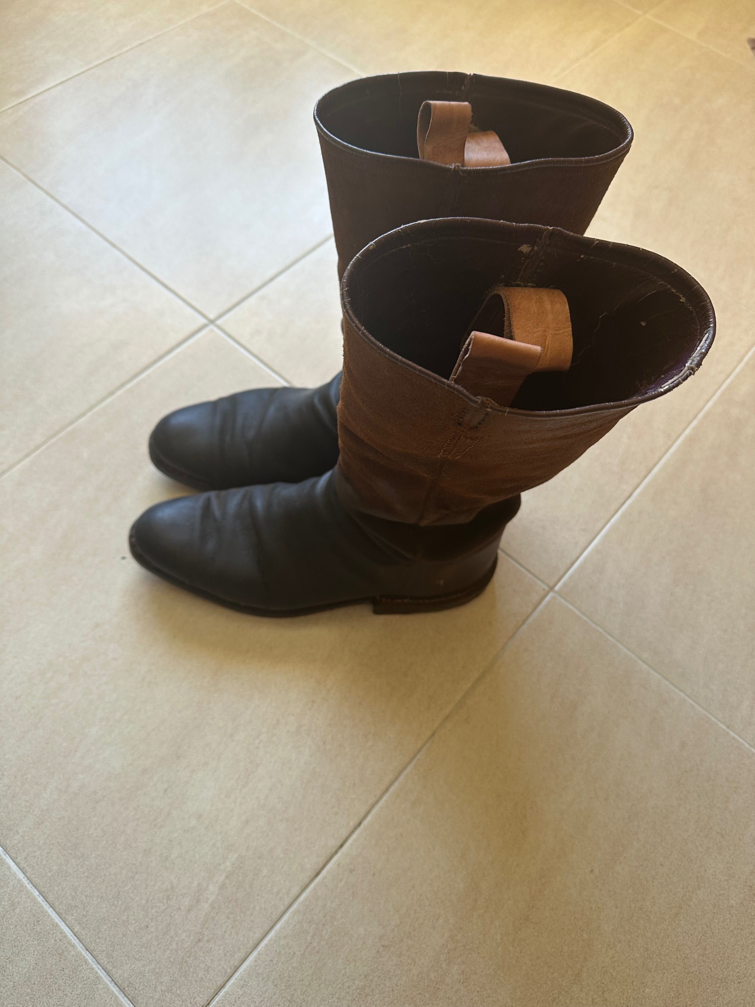 Botas em pele vitela 41