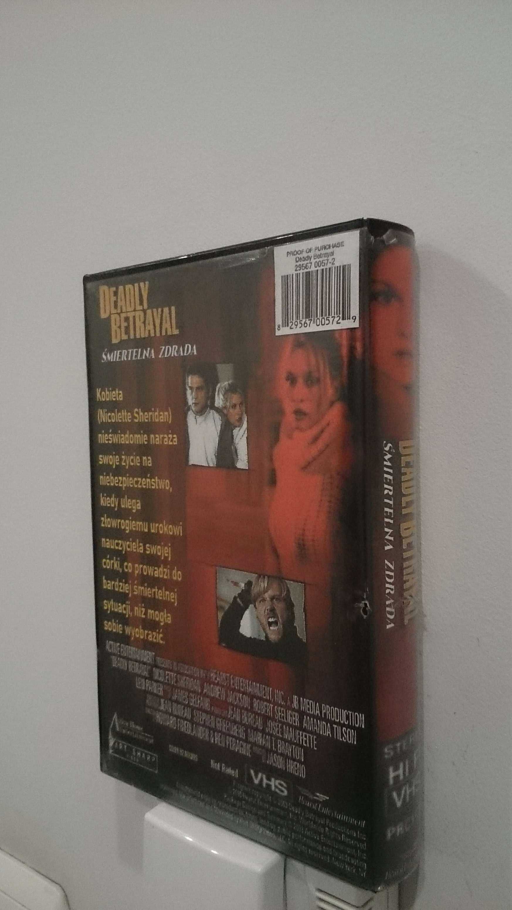 na śniegu, spasms ŚMIERTELNA ZDRADA śmiertelne zawody HORROR VHS FILMY