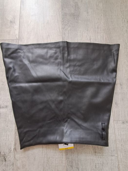 Spódniczka ala skórzana