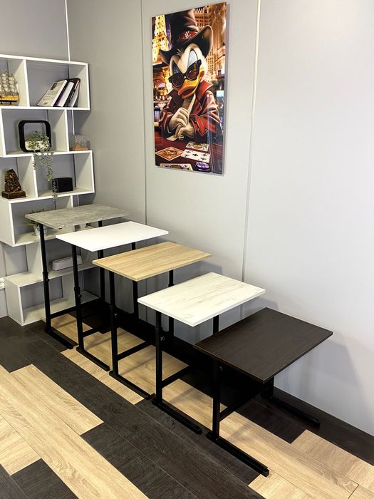 Стіл з регулюванням висоти, столик для работы, приліжковий столик