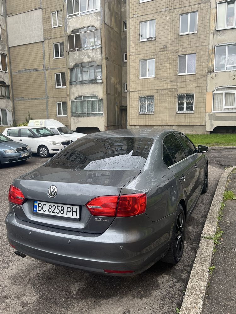Продам автомобіль