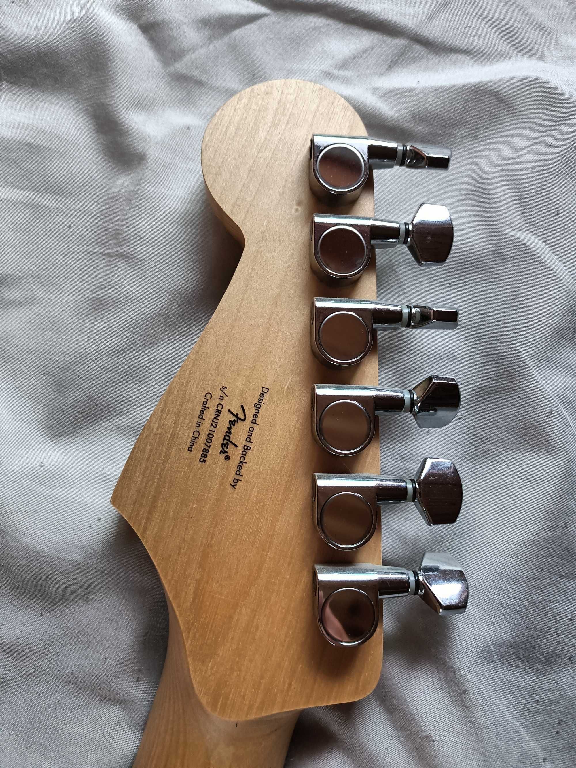 Stratocaster HT LRL SB