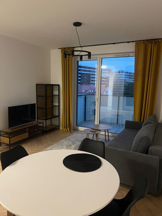 Mieszkanie do wynajęcia 2500 plus oplaty