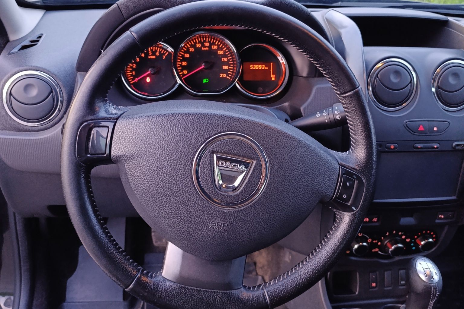 DACIA DUSTER / Laureate 1,6 / rok 2016 / 1 wł./ org.przebieg - 54 tys.