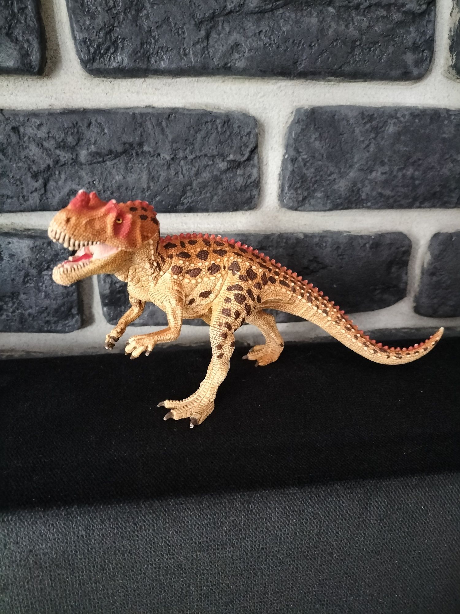 Schleich dinozaur figurka