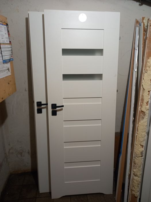 drzwi wewnetrzne nowe solidne