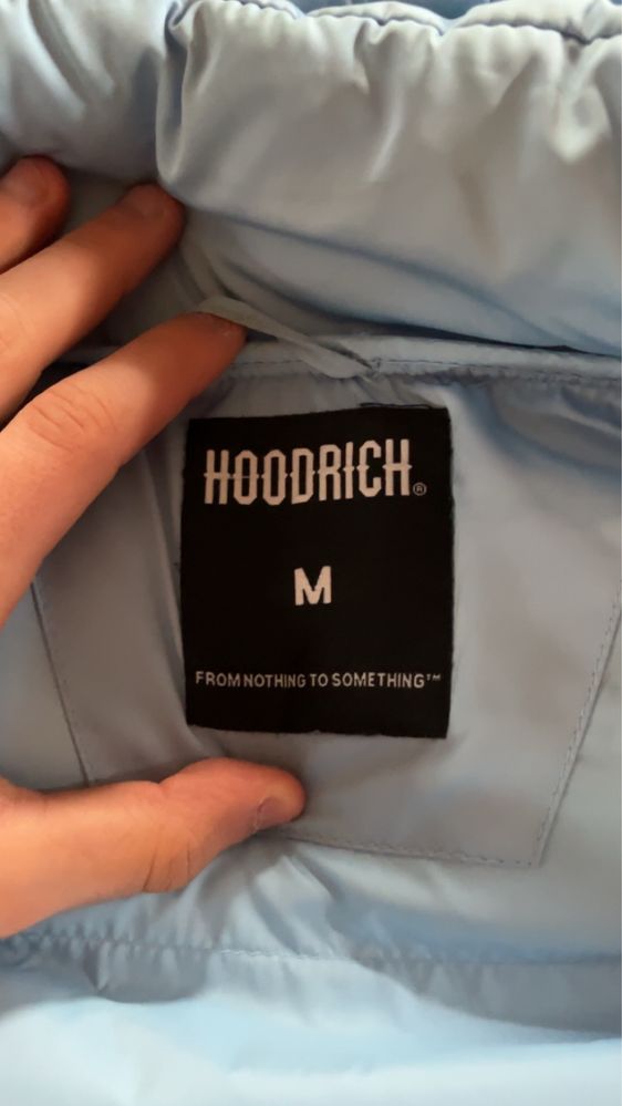 Kurtka hoodrich w kolorystyce baby blue rozmiar m nowa