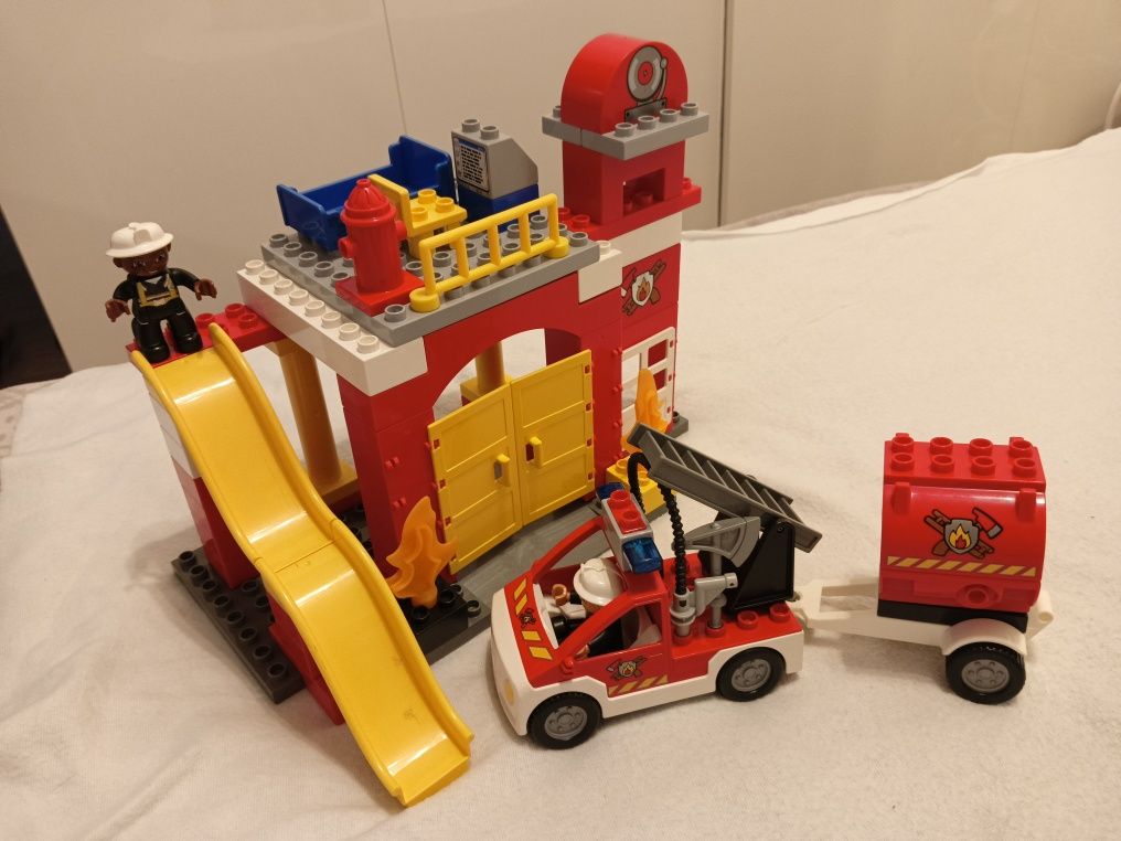 LEGO 6168 Duplo - Remiza straż pożarna