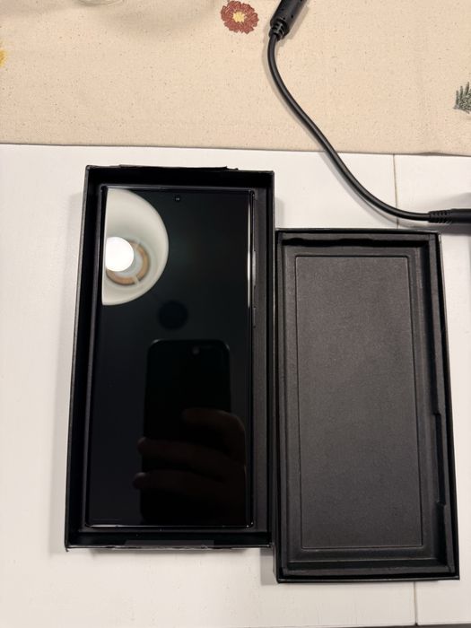 Samsung Galaxy S23 Ultra 256 GB stan idealny!