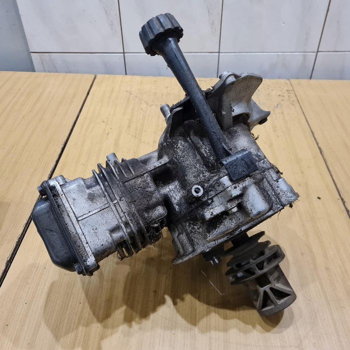 Yamaha Ylm 342 Silnik Cylinder Tłok Wał Głowica Sprawny