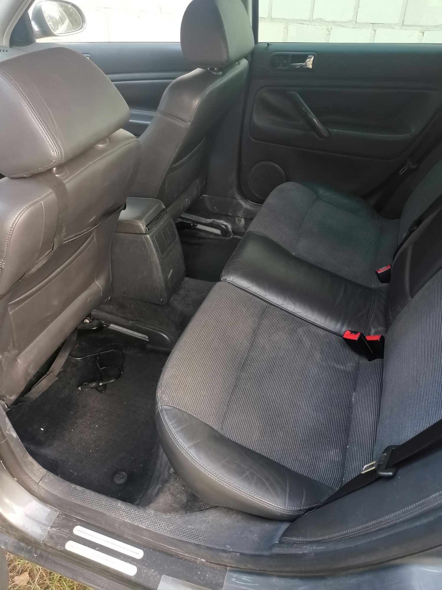 Passat B5 FL Exclusive 1.8t 150km Lpg Stag QBox nowe zimówki i aku
