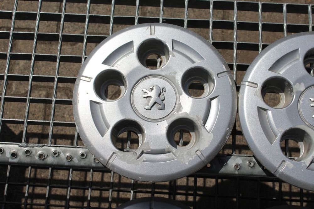 KOŁPAKI PEUGEOT BOXER KOMPLET 1352634080