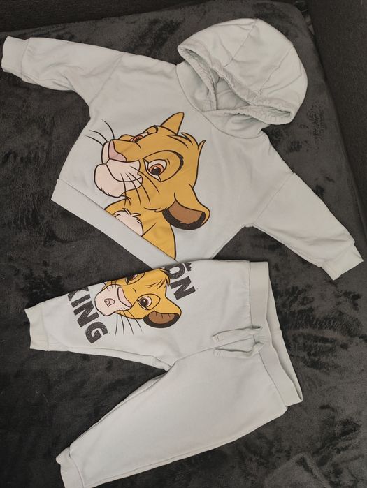 Одяг для хлопчика 9- 12 місяців
Ціна за ве