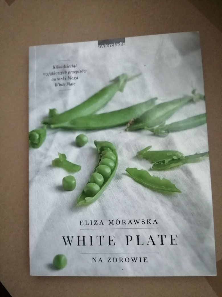 Książka z przepisami White plate Eliza Mórawska