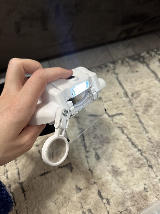 Окуляри збільшувальні бінокулярні з акумулятором і підсвіткою