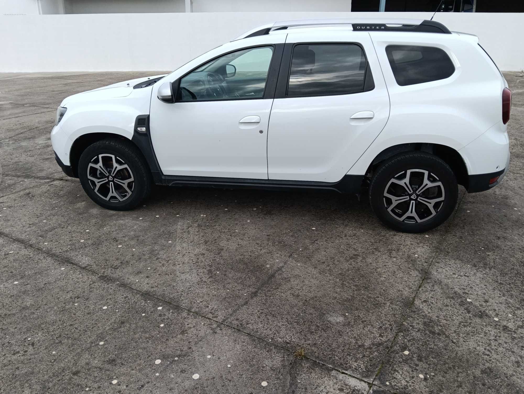 Dacia Duster , versão Prestigie Blue DCI 115,  4X2