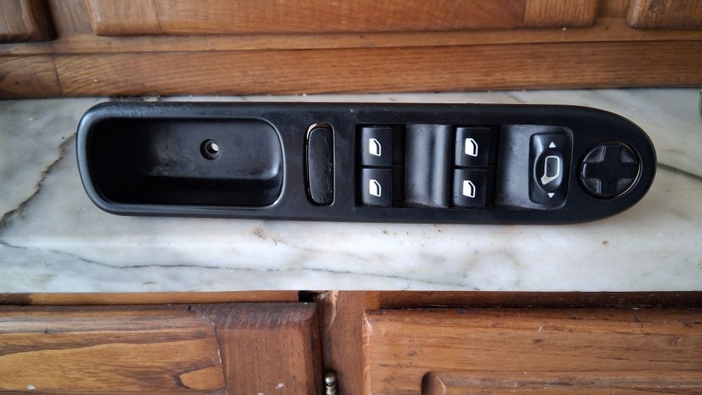 Comando vidros eléctricos