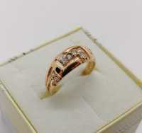 Złoty pierścionek z cyrkoniami 2.61g r.16 próba 585 / LID