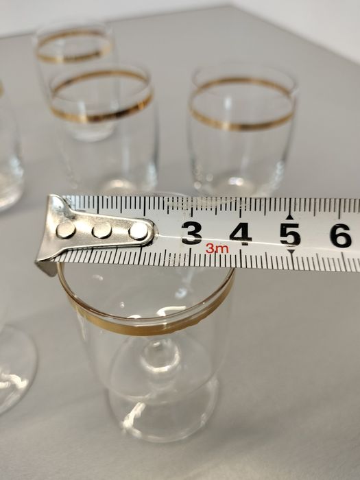 Kieliszki vintage z PRL-u do wódki