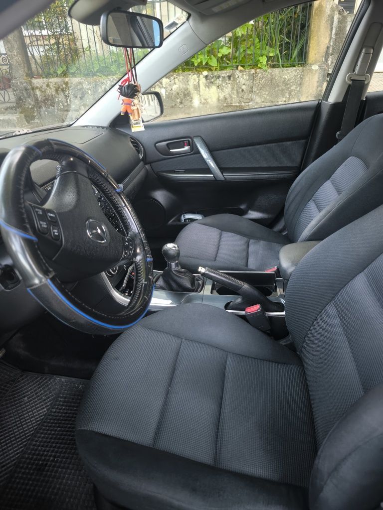 Vendo MAZDA 6 Sedan 5 portas