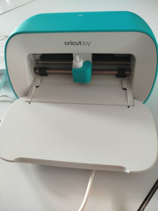 Cricut joy  pouco usada