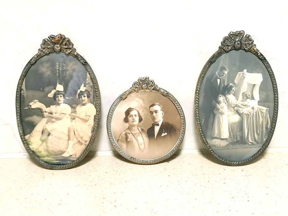 Conjunto de 3 antigas molduras D. Maria